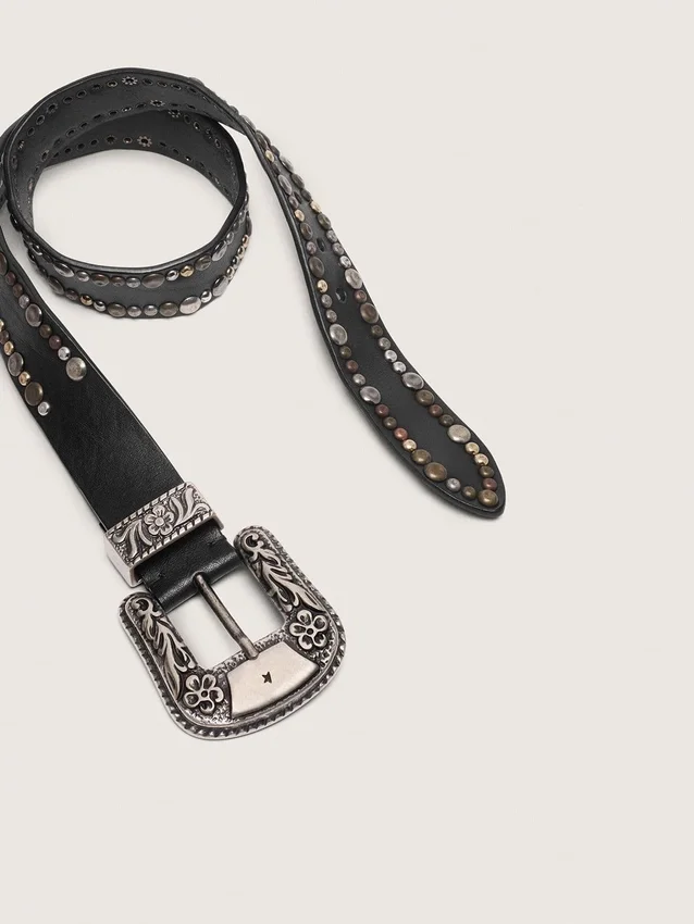 Ceinture pour femme en cuir noir avec clous