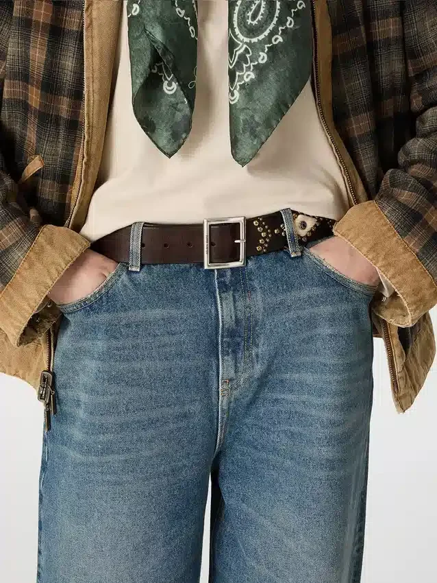 Ceinture Sierra pour femme en cuir acajou avec clous décoratifs