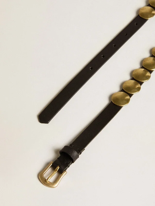 Ceinture Trinidad noire en cuir délavé avec clous dorés