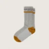 Chaussettes grises à revers et détails de couleur orange