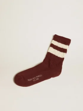 Chaussettes violettes avec détails vieillis et rayures blanc cassé