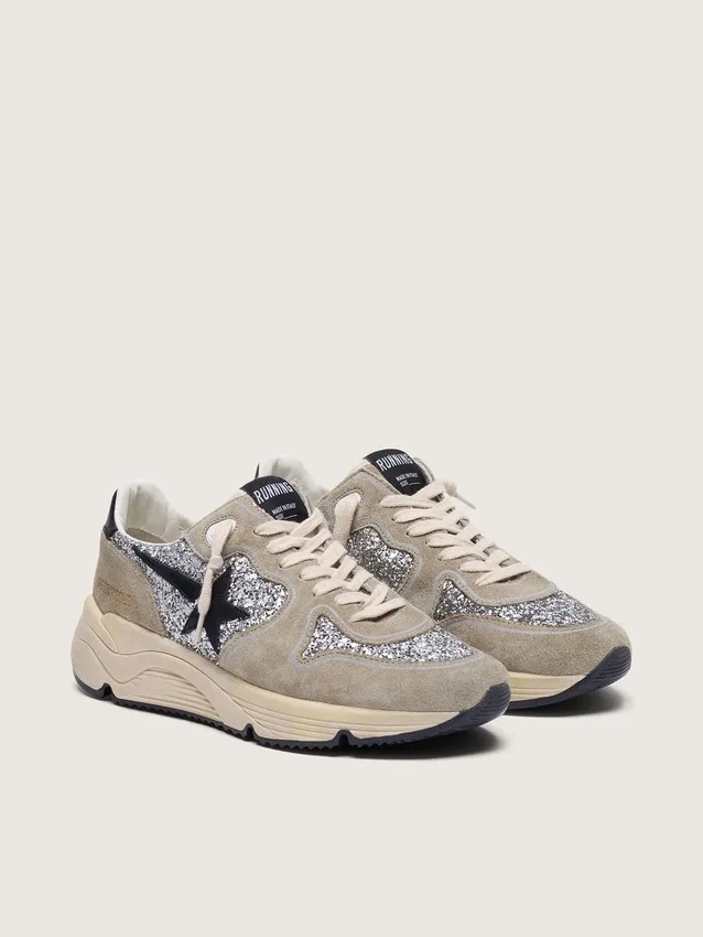 Chaussures de course pour femme « Running Sole » en suède gris tourterelle et paillettes argentées