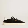 Chaussures de tennis pour femme en daim noir avec languette de talon en cuir blanc