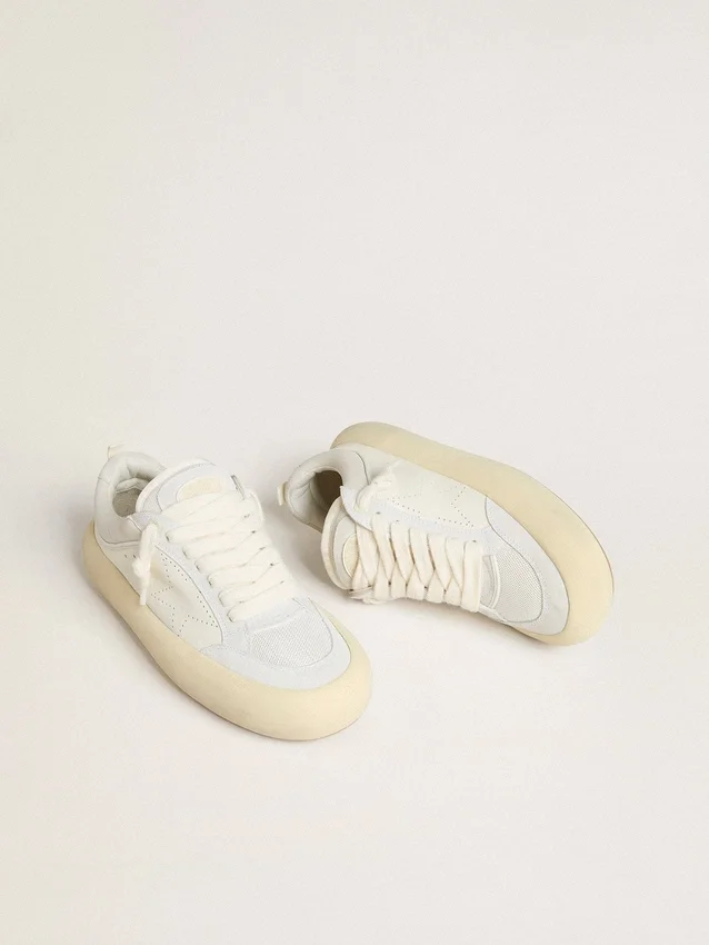 Chaussures Space-Star Cube pour femme en cuir blanc avec étoile perforée