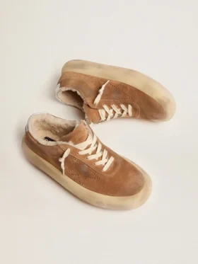 Chaussures Space-Star pour femme en daim couleur tabac avec doublure en peau de mouton