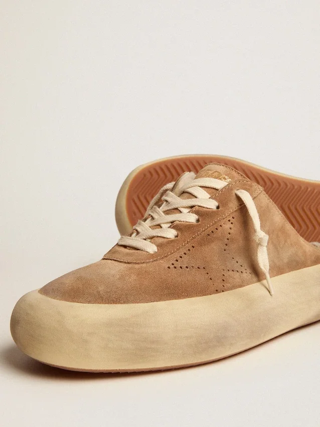 Chaussures Space-Star pour femme en daim couleur tabac avec doublure en peau de mouton