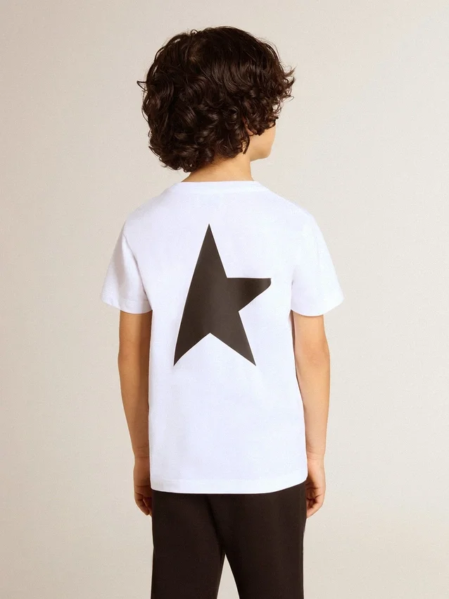 Chemise blanche avec logo et étoile noirs contrastés