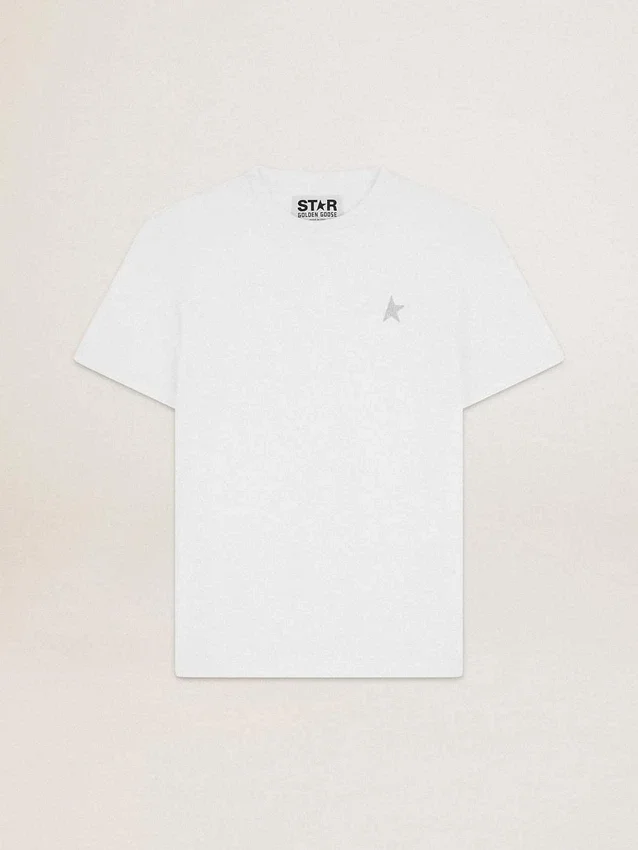 Chemise blanche pour homme avec une étoile pailletée argentée sur le devant
