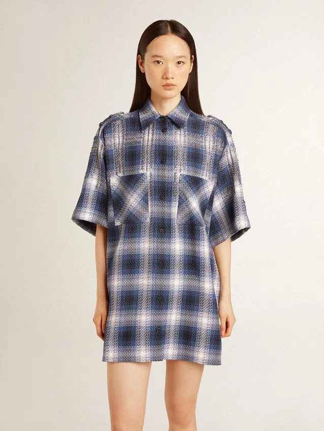 Chemise courte pour femme avec motif damier en 3D et broderies