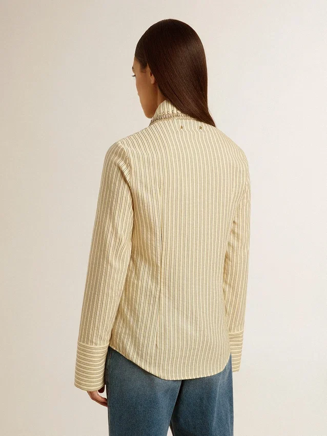 Chemise écru à rayures et cristaux brodés