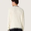 Chemise d’homme à manches longues en maille blanche avec bordures contrastées et épingle amovible
