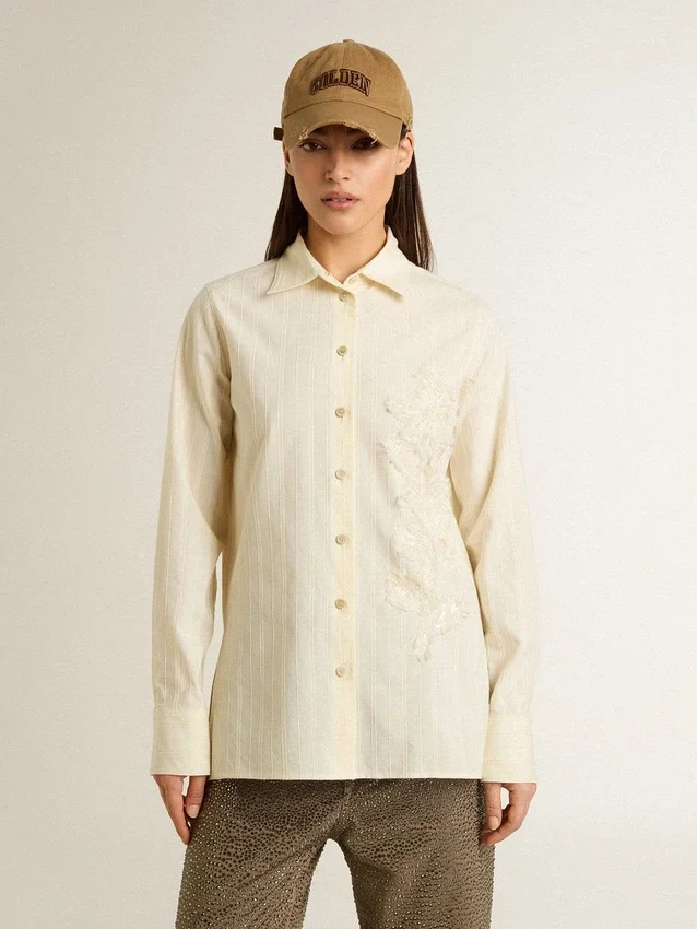Chemise en coton couleur crème pour femme avec broderies florales