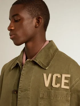 Chemise en coton couleur olive pour homme