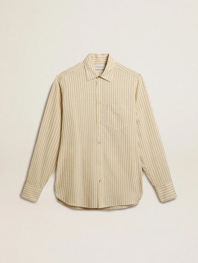 Chemise en coton écru pour homme à fines rayures noires