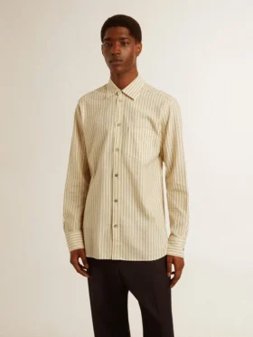 Chemise en coton écru pour homme à fines rayures noires