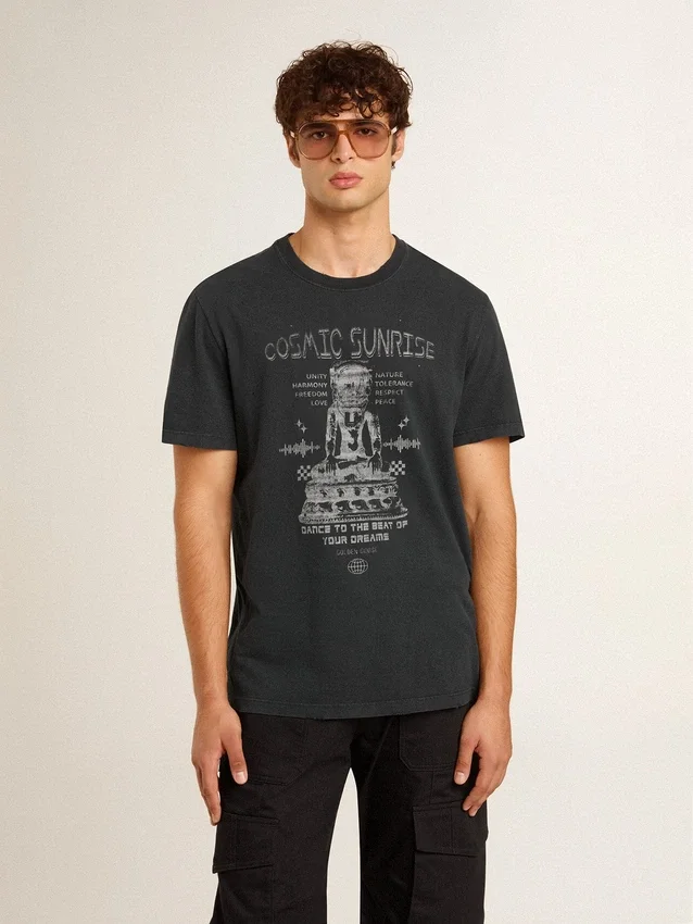 Chemise en coton noir délavé pour homme avec imprimé sur le devant