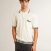 Chemise en maille blanche délavée pour homme avec bordures bleues