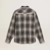 Chemise grise pour homme avec broderie blanche