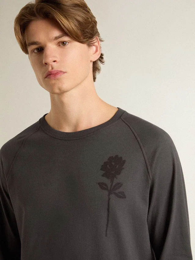 Chemise homme en coton anthracite avec imprimé sur la poitrine