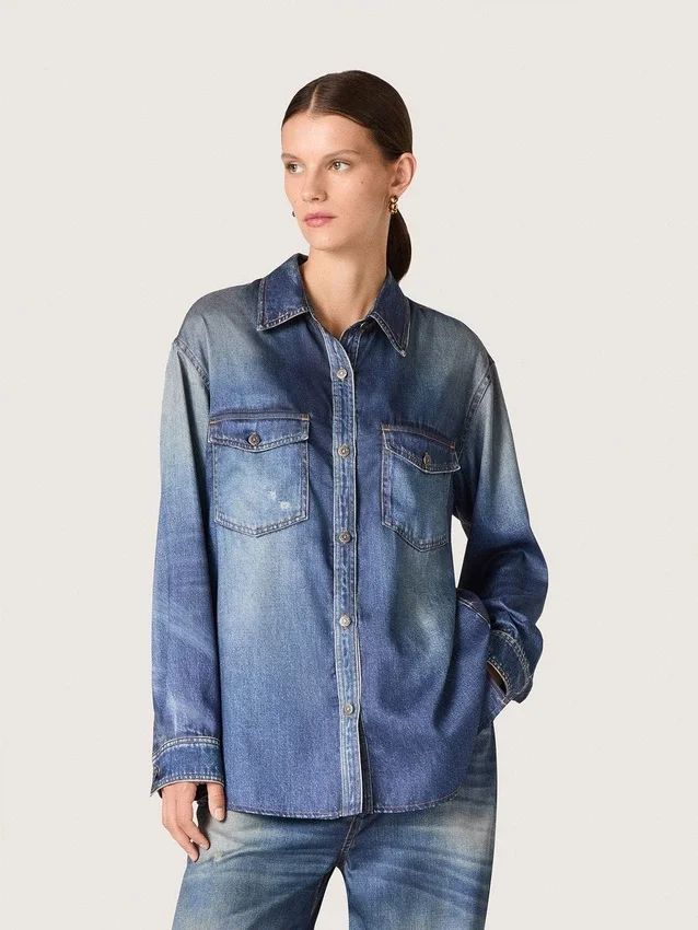 Chemise oversize pour femme à l'effet denim vieilli