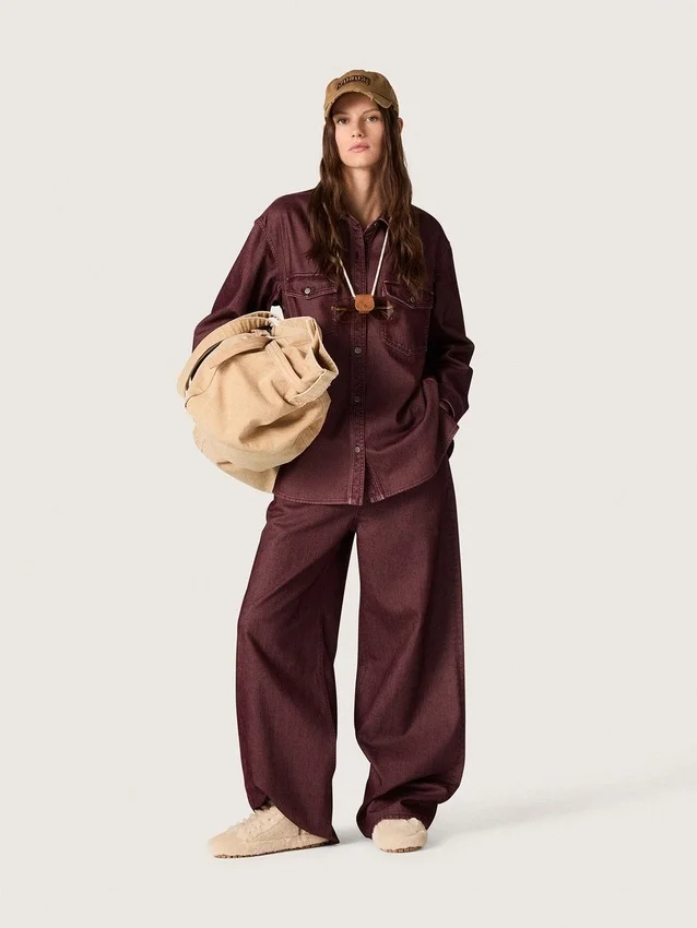 Chemise pour femme en denim bordeaux