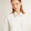 Chemise pour femme à rayures verticales et broderies de cristaux