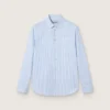 Chemise pour garçon en coton rayé bleu clair et blanc avec logo brodé