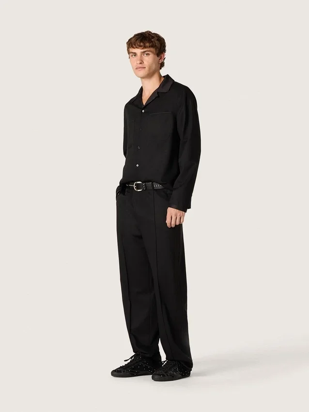 Pantalon pour homme en laine fine noire avec bande latérale en satin