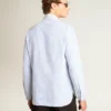 Chemise pour homme à fines rayures