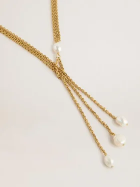 Collier avec des chaînes couleur or antique et des perles