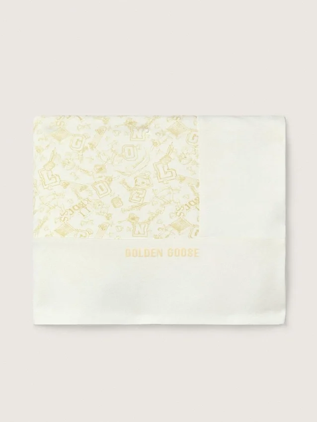 Couverture pour bébé Journey en polaire de coton blanche avec imprimé de mascottes rose pêche