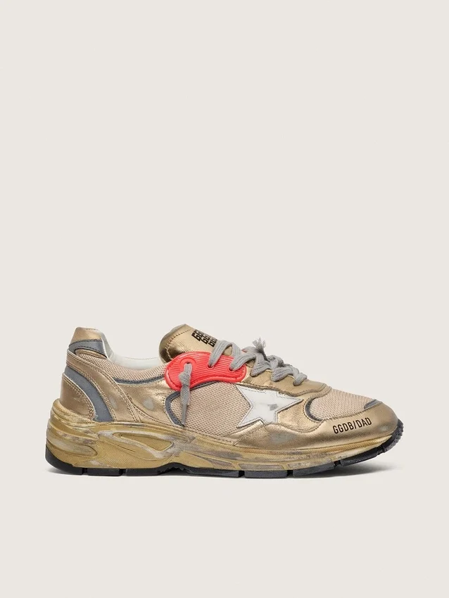 Dad-Star pour femme en cuir laminé doré et maille, avec étoile en cuir blanc et languette de talon en cuir doré