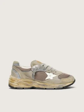 Dad-Star pour femme en daim gris tourterelle et maille argentée, avec étoile en cuir blanc et languette de talon en daim