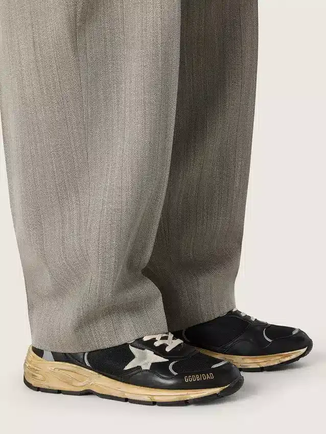 Dad-Star pour homme en maille noire et argentée et en cuir nappa, avec une étoile gris glacier