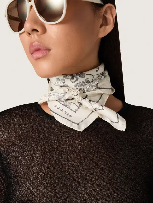 Foulard vintage en soie blanche à motif floral noir