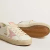 Hi Star en cuir blanc avec étoile en daim rose et languette de talon rose pailletée