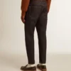Jean bleu foncé pour homme en denim à lavage unique