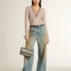 Jean boyfriend pour femme avec effet usé, délavage sable et clous