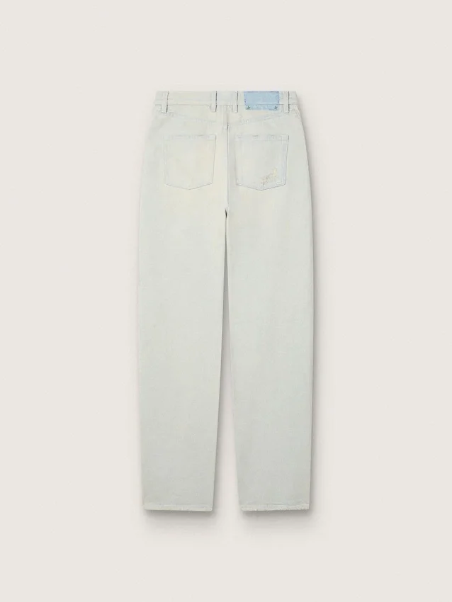 Jean délavé pour femme avec cristaux cabochons