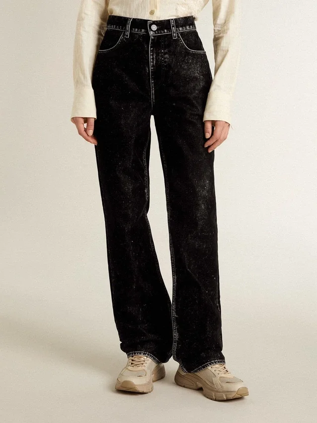 Jean noir pour femme avec un effet délavé velouté