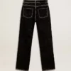 Jean noir pour femme avec un effet délavé velouté
