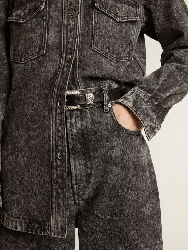 Jean noir pour femme à motif floral