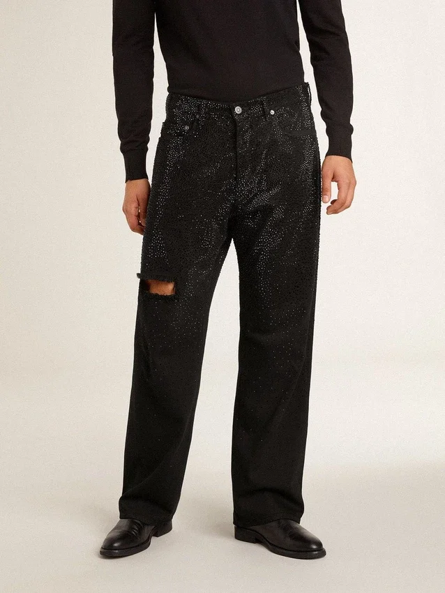 Jean noir pour homme à la coupe ample et à l’effet dégradé, entièrement orné de cristaux