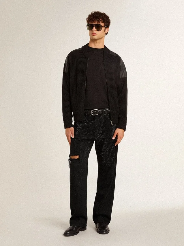 Jean noir pour homme à la coupe ample et à l’effet dégradé, entièrement orné de cristaux