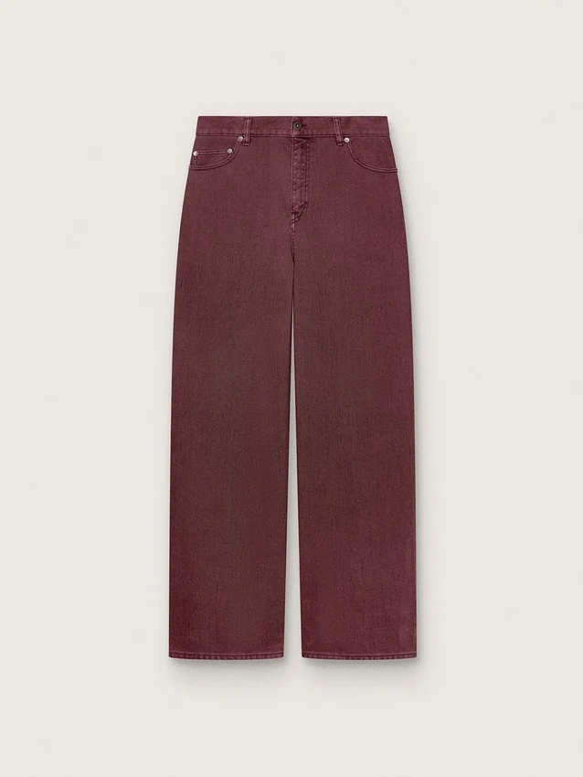 Jean pour femme en denim bordeaux