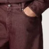 Jean pour femme en denim bordeaux