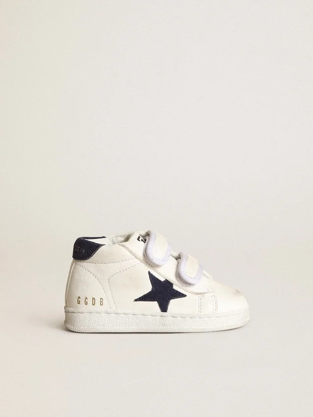 June Junior en nappa avec étoile et languette de talon en daim bleu foncé