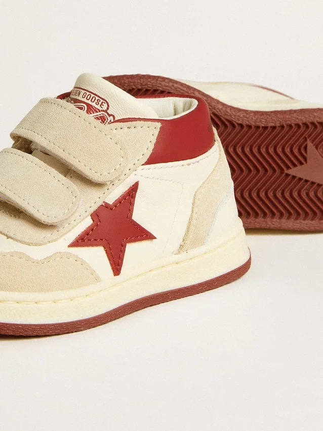 June Junior en nappa et daim avec étoile et languette au talon en cuir rouge