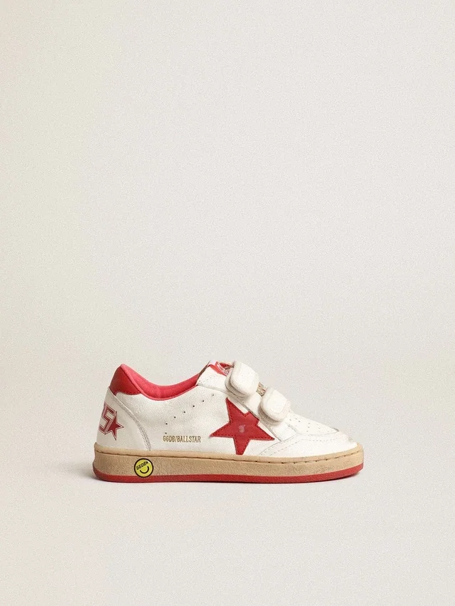 Junior Ball Star en nappa avec étoile et languette au talon en cuir rouge