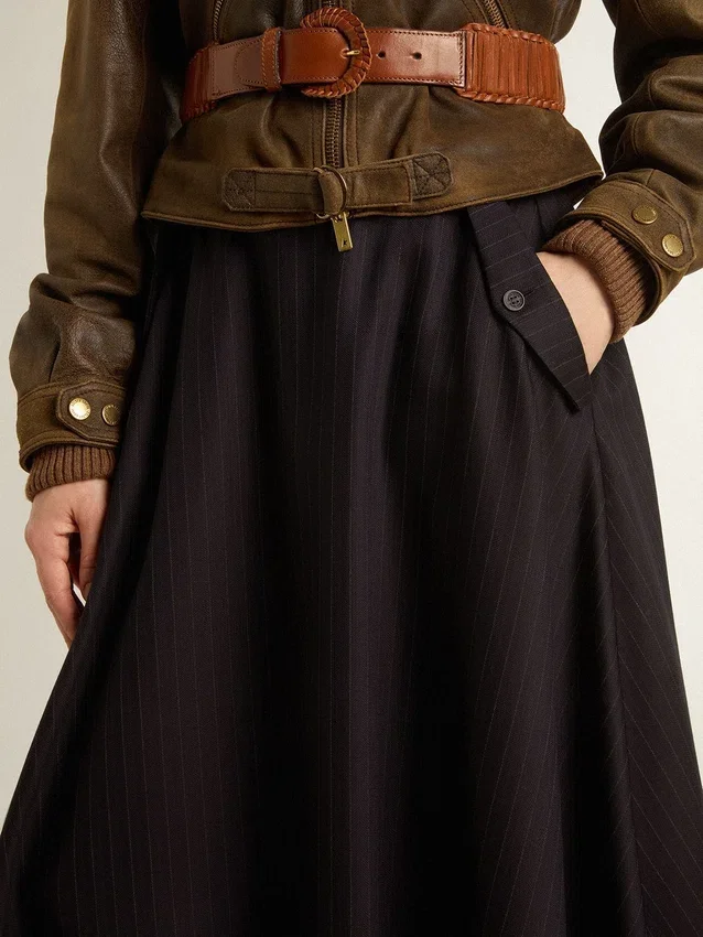 Jupe en laine bleu nuit pour femme